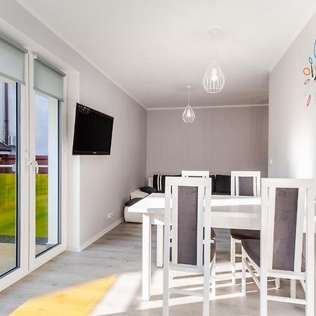 Kolorowe Balkony - Sloneczny Apartament W Miedzyzdrojach By Noclegi Renters เมียนซิดดรอแย ภายนอก รูปภาพ